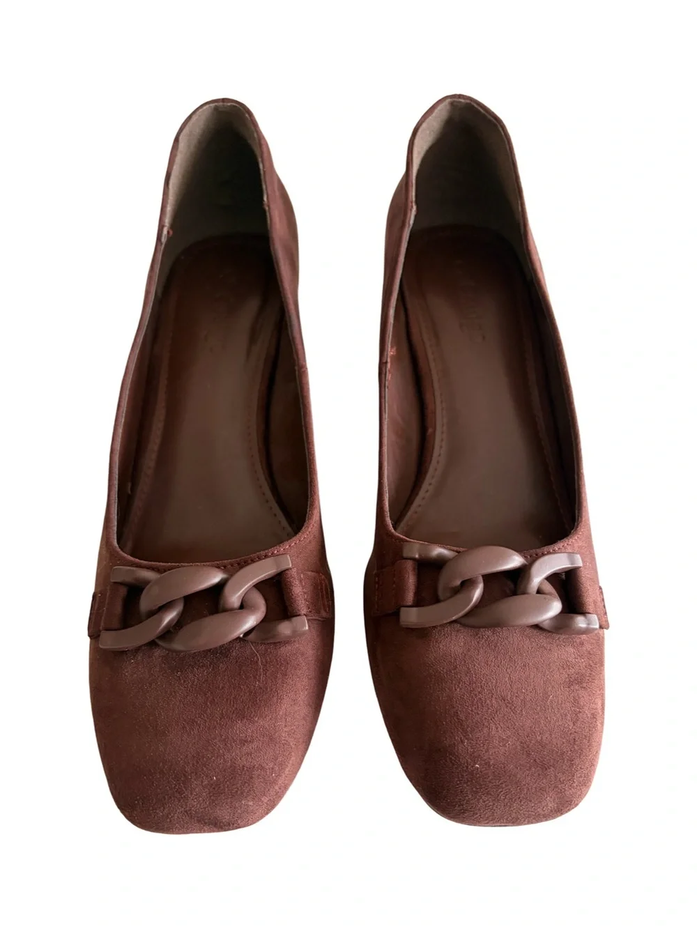 Coutgo Burgundy Faux Suede Chain Accent Block Heel Pumps Women’s Size 9.5